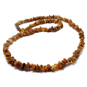 NASZYJNIK Z BURSZTYNU NIEOSZLIFOWANEGO