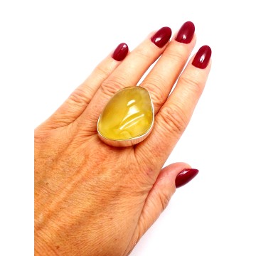 PIERŚCIONEK Z BURSZTYNEM