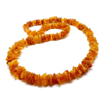 NASZYJNIK KORALE Z BURSZTYNU NIEOSZLIFOWANEGO