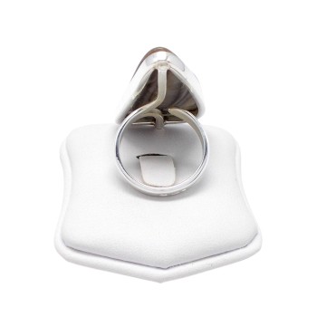 PIERŚCIONEK Z KRZEMIENIEM PASIASTYM