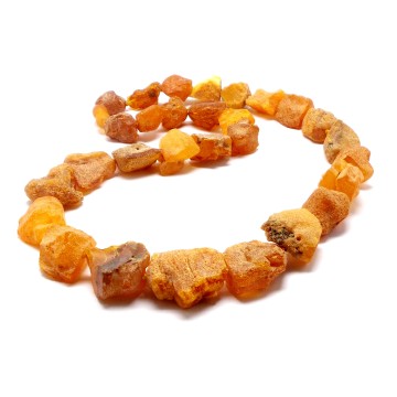 NASZYJNIK Z BURSZTYNU NIEOSZLIFOWANEGO